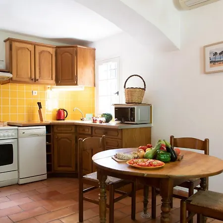 Les Du Merle Cogolin