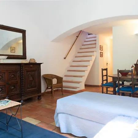 Holiday home Les Gites Du Merle *